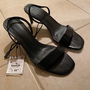 Zara black heels nwt!